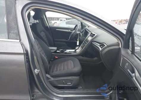 2016 Ford Fusion Se z USA, uszkodzony, nr VIN 3FA6P0H79GR102999